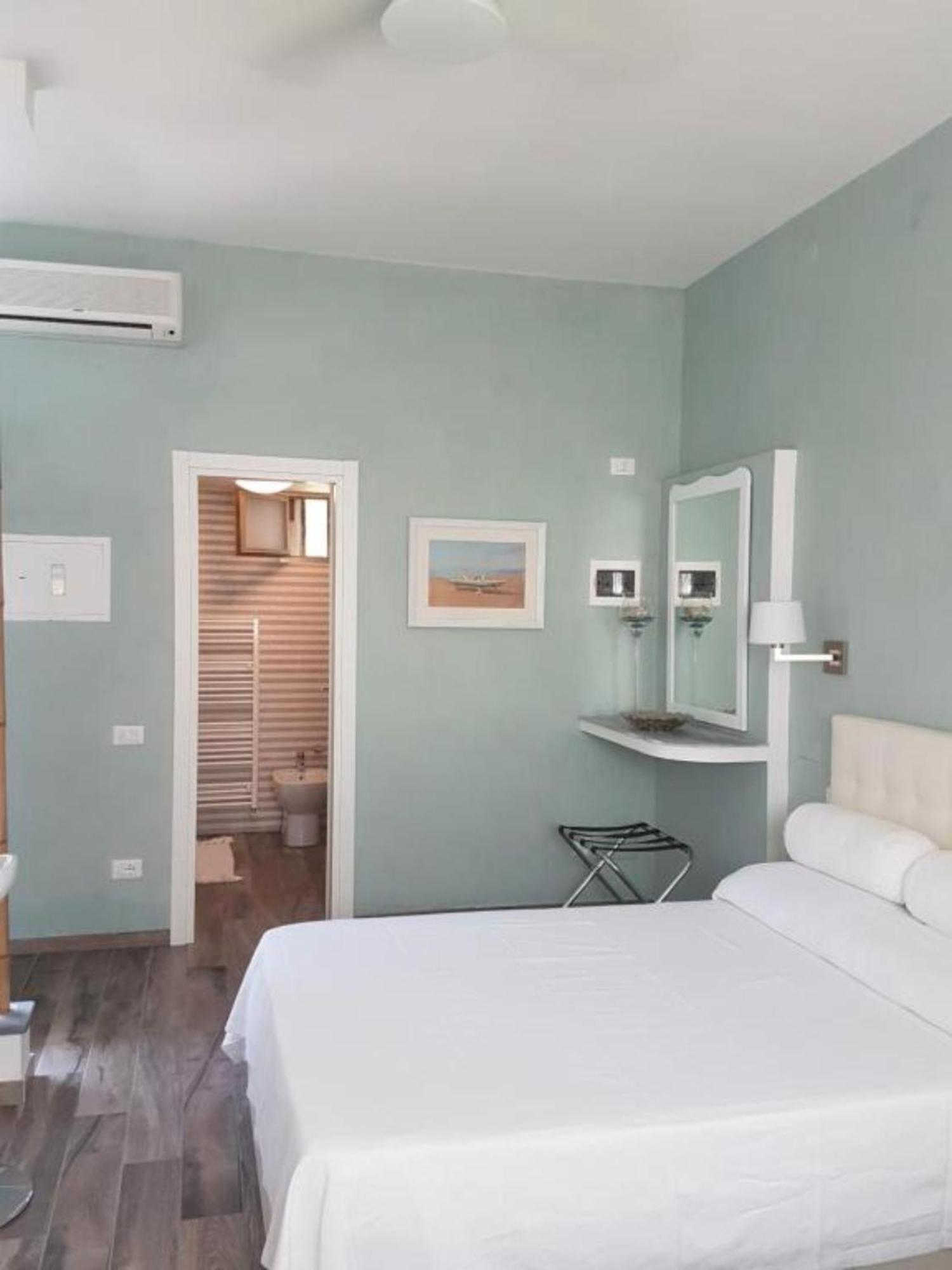 Bed And Breakfast Bagno Venezia Марина-ди-Каррара Экстерьер фото